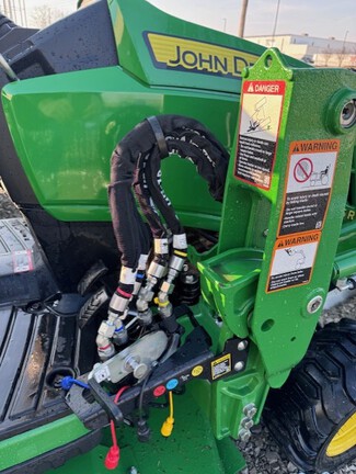 2025 John Deere 1025R Tractor Compact