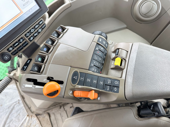 2023 John Deere 8R 280 Tractor