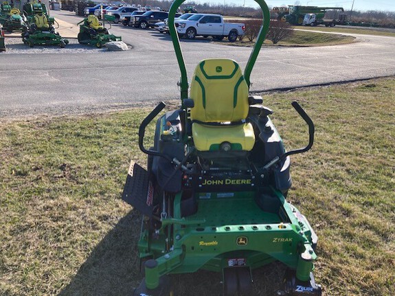 2024 John Deere Z920M Mower/Zero Turn