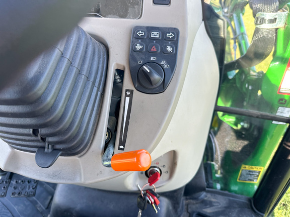 2024 John Deere 3046R Tractor Compact