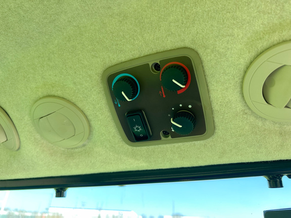 2024 John Deere 3046R Tractor Compact