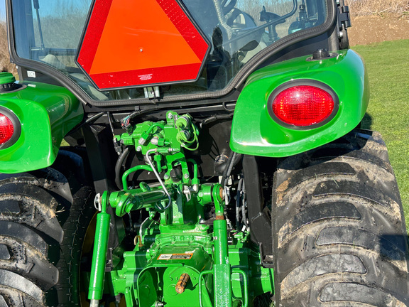 2024 John Deere 3046R Tractor Compact