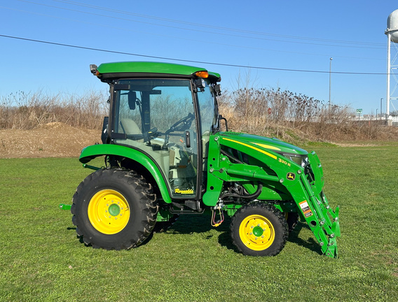 2024 John Deere 3046R Tractor Compact