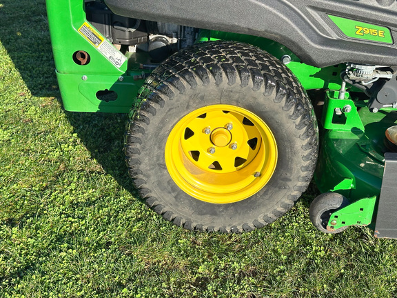 2023 John Deere Z915E Mower/Zero Turn