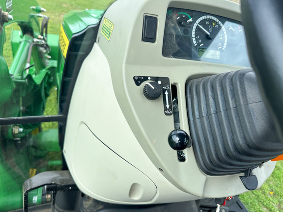 2016 John Deere 3039R Tractor Compact