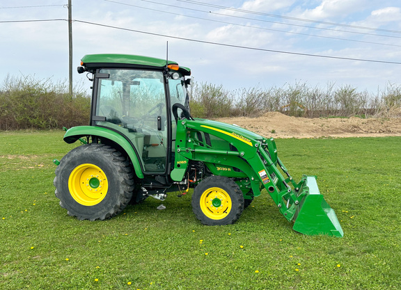 2016 John Deere 3039R Tractor Compact