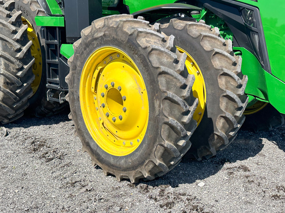 2022 John Deere 8R 310 Tractor