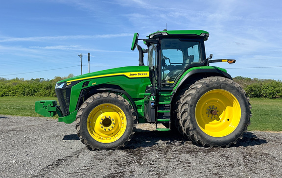 2022 John Deere 8R 310 Tractor
