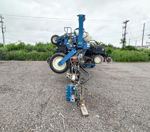 2011 Kinze 3600 Planter