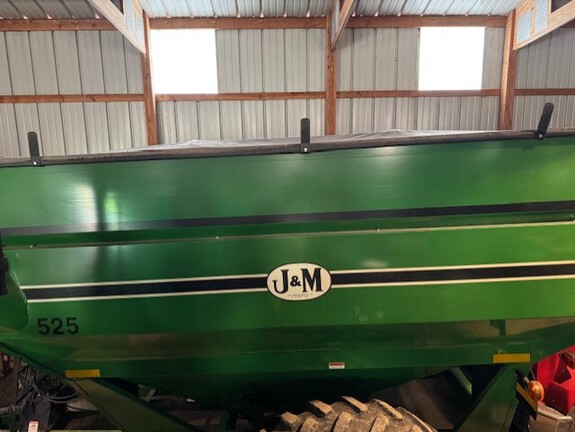 J&M 525-14 Grain Cart