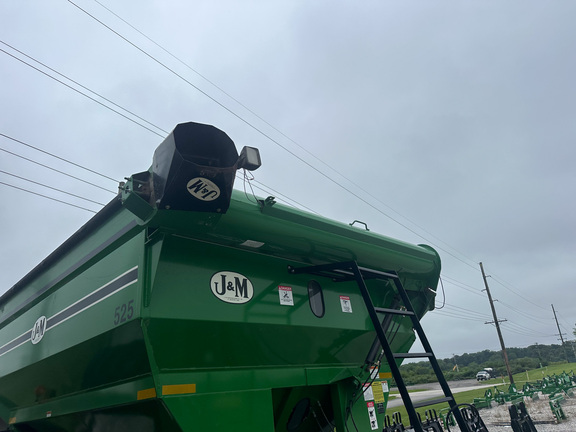 J&M 525-14 Grain Cart