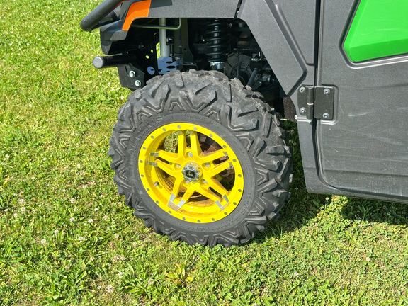 2025 John Deere XUV 875M HVAC Cab Diesel ATV
