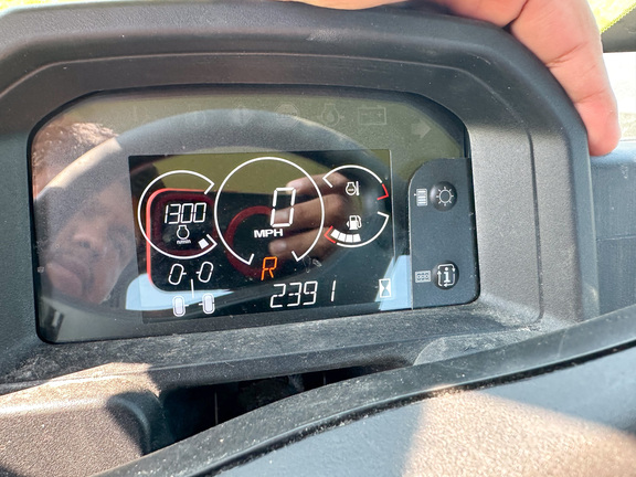 2025 John Deere XUV 875M HVAC Cab Diesel ATV