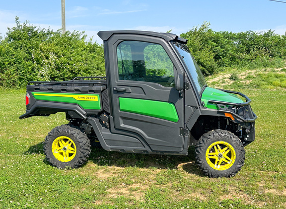 2025 John Deere XUV 875M HVAC Cab Diesel ATV