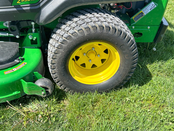 2023 John Deere Z930M Mower/Zero Turn