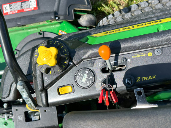 2023 John Deere Z930M Mower/Zero Turn