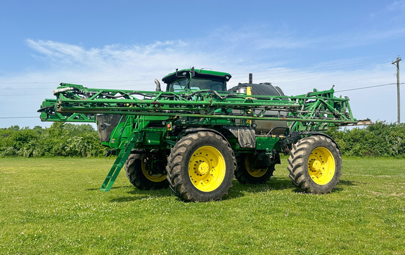 2015 John Deere R4045 Sprayer/High Clearance