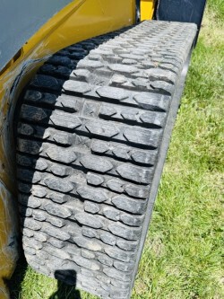 John Deere 325G Compact Track Loader