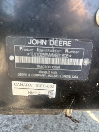 2021 John Deere 1025R Tractor Compact