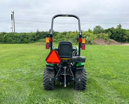 2021 John Deere 1025R Tractor Compact