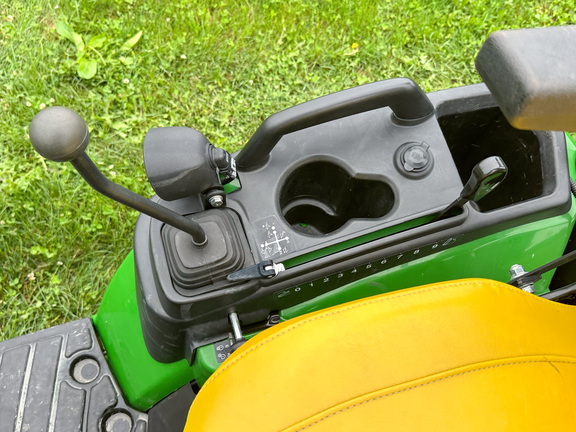 2021 John Deere 1025R Tractor Compact