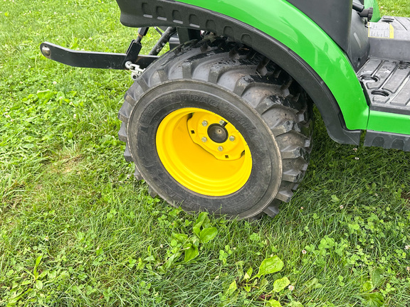 2021 John Deere 1025R Tractor Compact