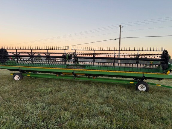 2018 John Deere 640FD Header Combine