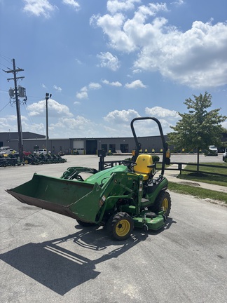 2021 John Deere 1025R Tractor Compact