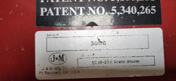2004 J&M 1050-22S Grain Cart