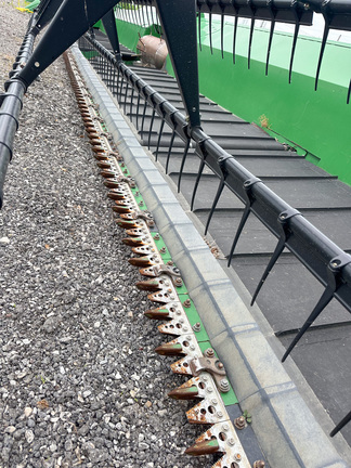 2014 John Deere 640FD Header Combine