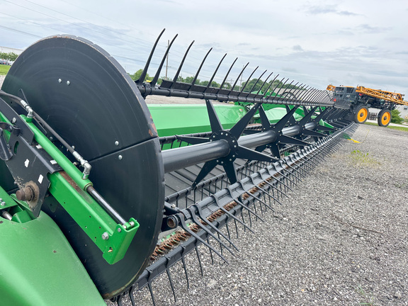 2014 John Deere 640FD Header Combine