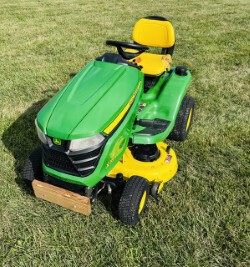 2018 John Deere X354 Garden Tractor