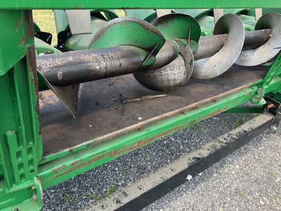 2008 John Deere 608C Header Corn Head