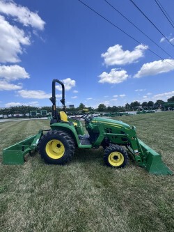 2022 John Deere 3038E Tractor Compact