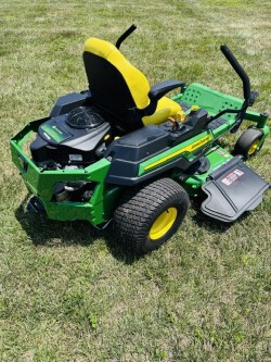 2026 John Deere Z330R Mower/Zero Turn