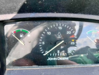 2011 John Deere 5075E Tractor