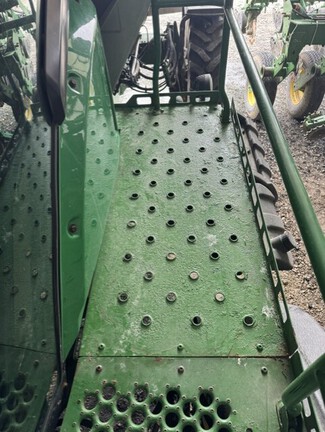 2016 John Deere R4045 Sprayer/High Clearance