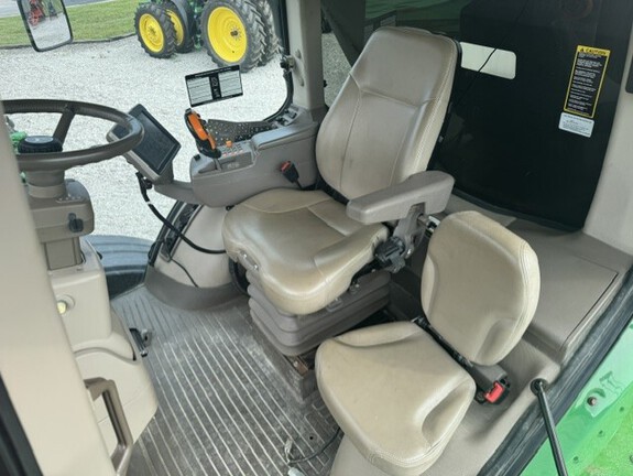 2016 John Deere R4045 Sprayer/High Clearance