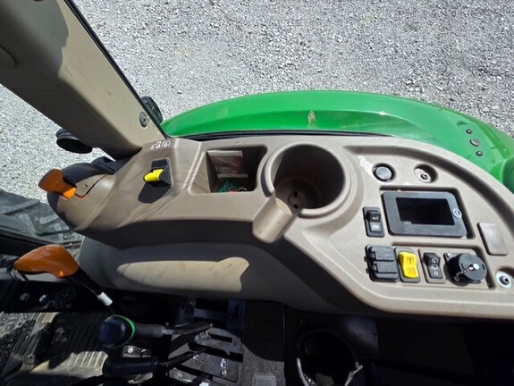 2024 John Deere 5075E Tractor