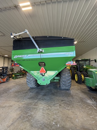 2014 Brent 1596 Grain Cart
