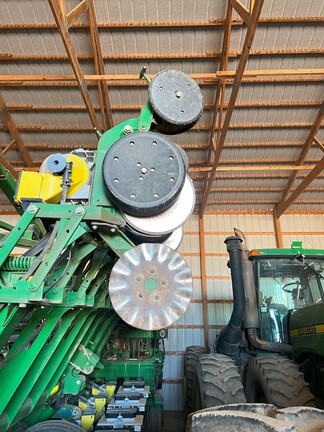 2005 John Deere 1790 Planter
