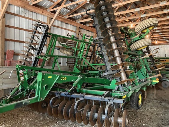 2006 John Deere 726 Mulch Finisher
