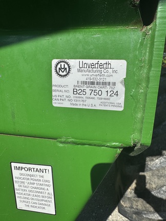 2009 Brent 782 Grain Cart