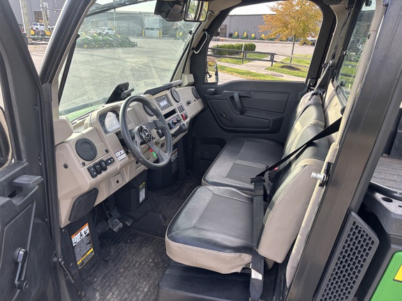 2025 John Deere XUV 845R Premium Cab ATV