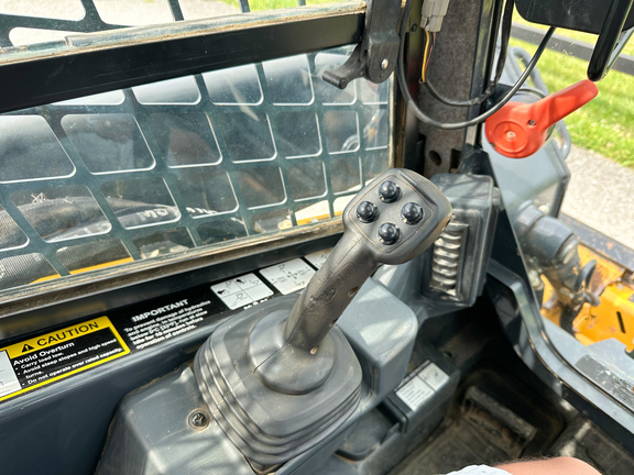 2018 John Deere 325G Compact Track Loader