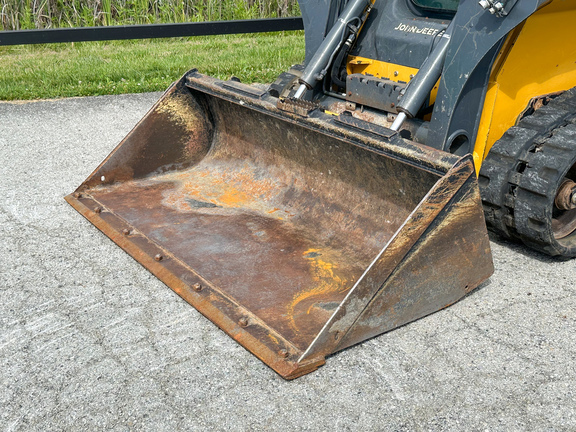 2018 John Deere 325G Compact Track Loader