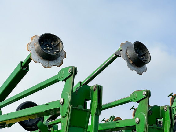 2013 John Deere 1790 Planter