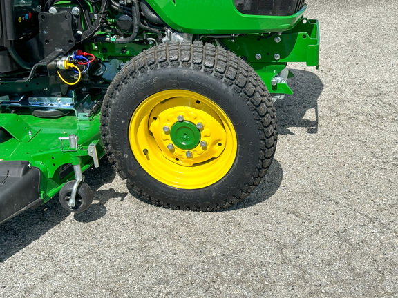 2024 John Deere 3039R Tractor Compact