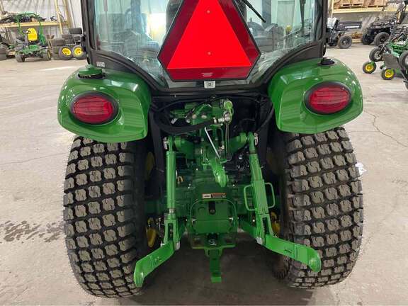 2024 John Deere 3039R Tractor Compact