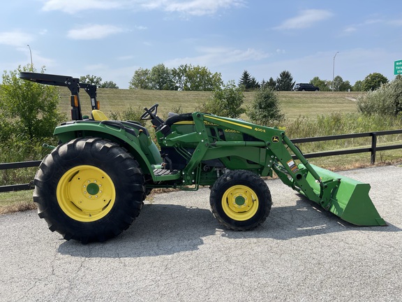 2019 John Deere 4066M Tractor Compact